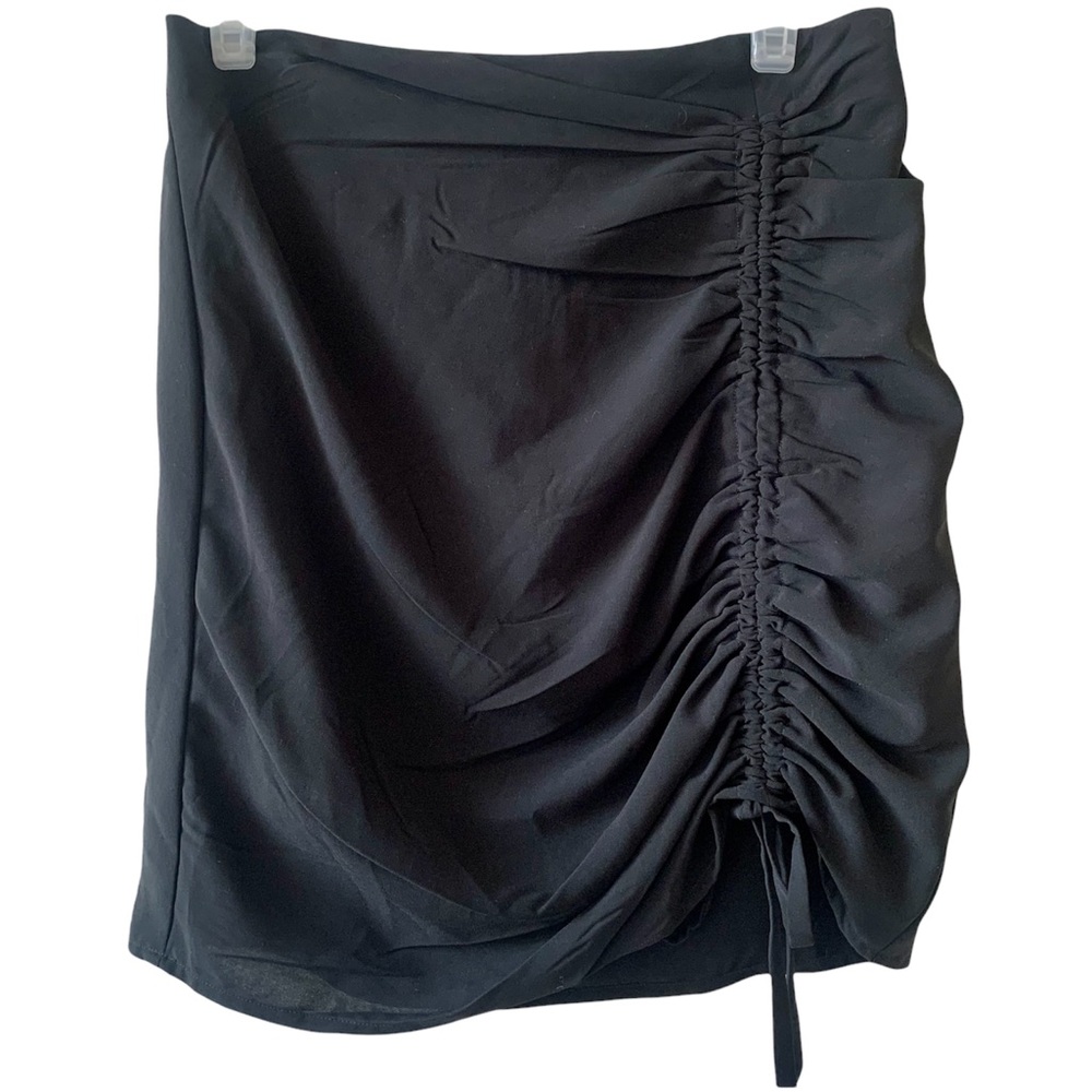 J.O.A. Cinched Drawstring Tie Mini Skirt. Black Size M